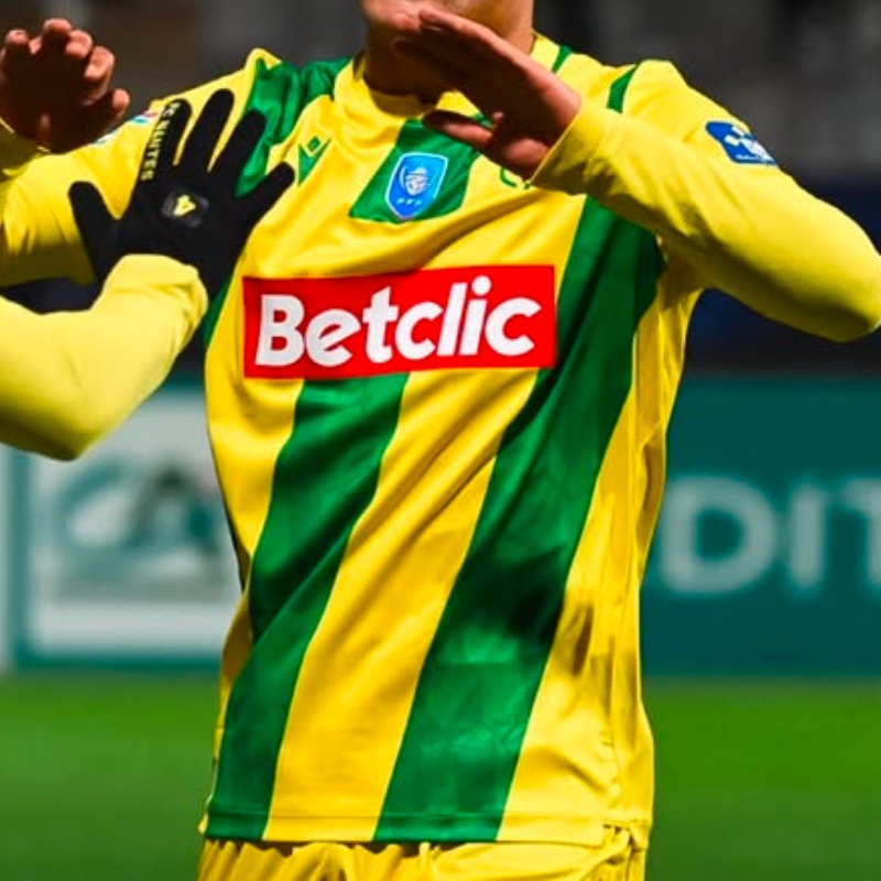 Equipación especial de Nantes 24-25