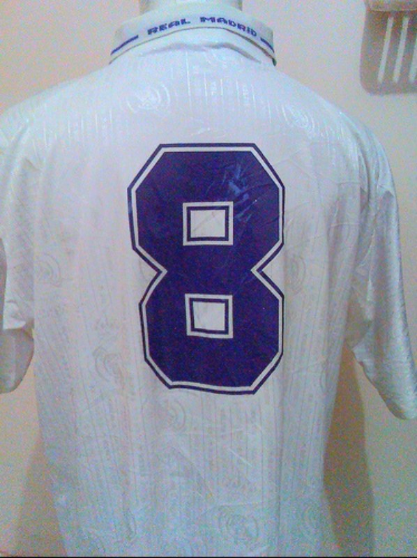 Real Madrid 96-97 Local 2