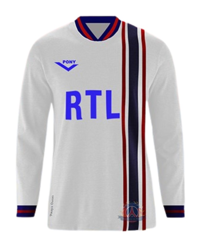 Segunda equipación de Paris Saint-Germain 77-78