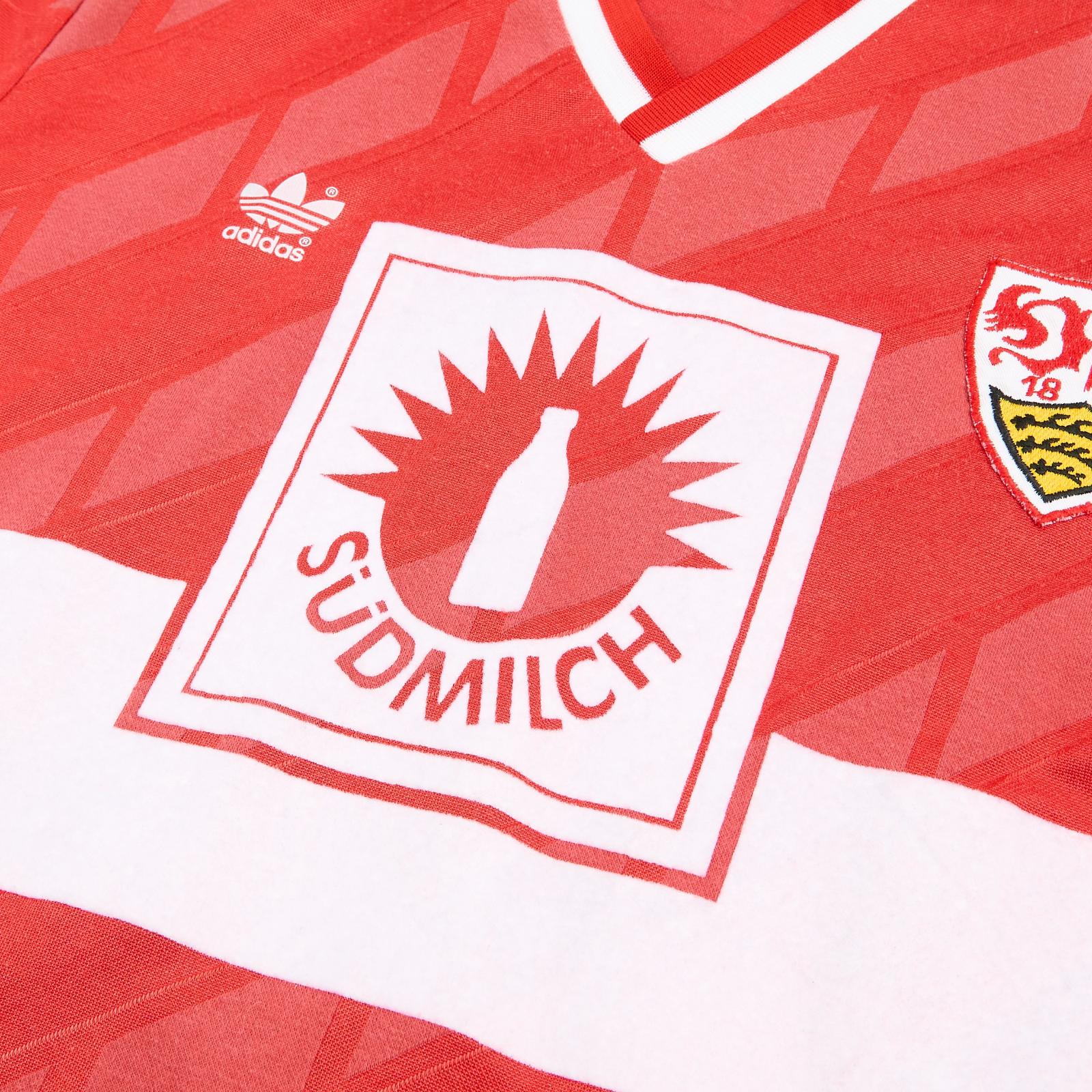 VfB Stuttgart 87-88 Visitante 3
