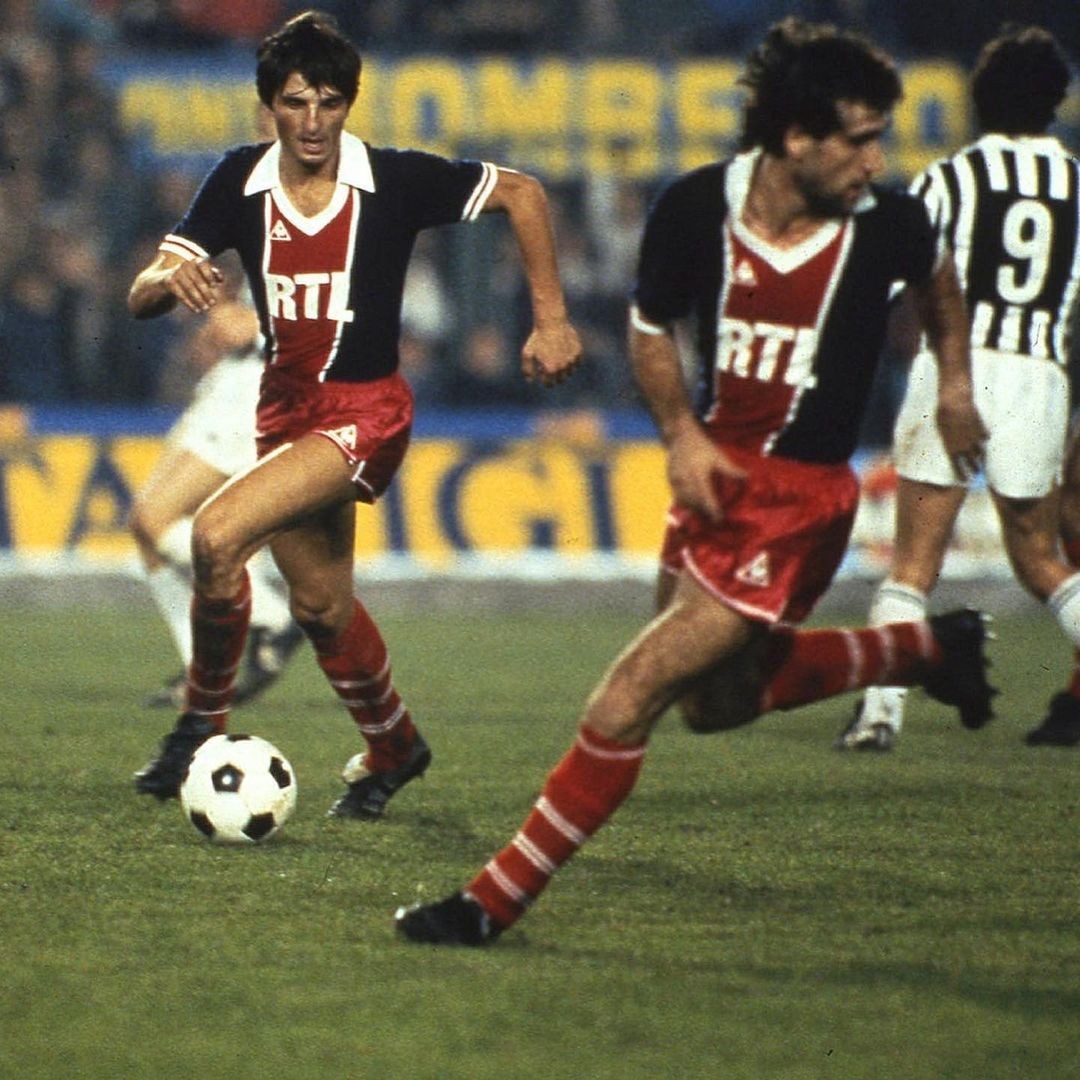 Paris Saint-Germain 81-82 Visitante 4