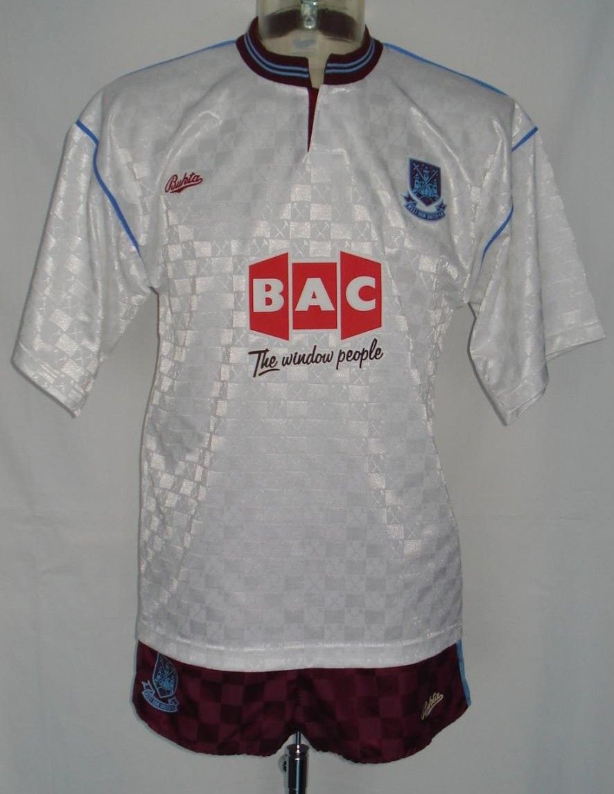 West Ham United 89-90 Visitante 2