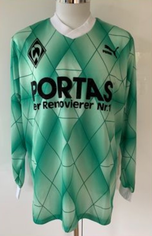 Segunda equipación de Werder Bremen 89-90
