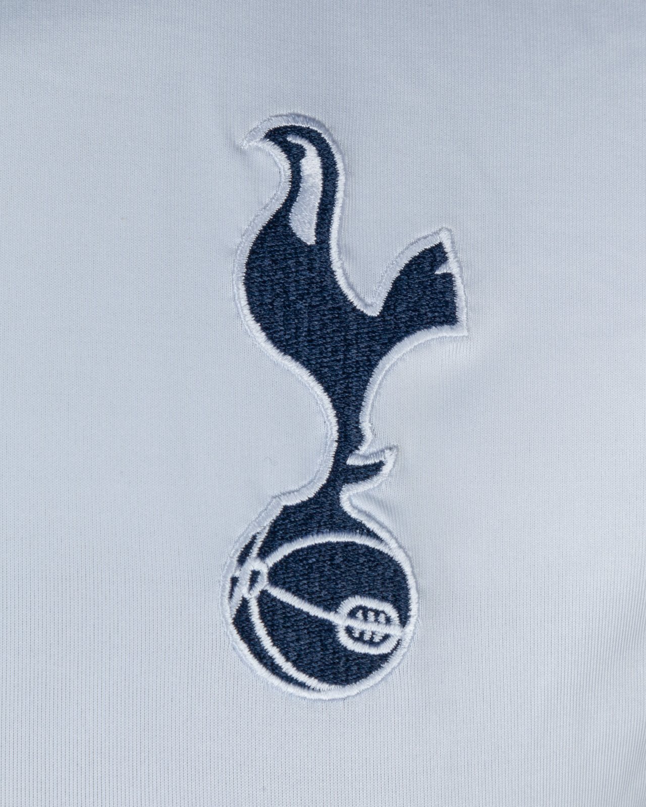 Tottenham Hotspur 15-16 Local 4