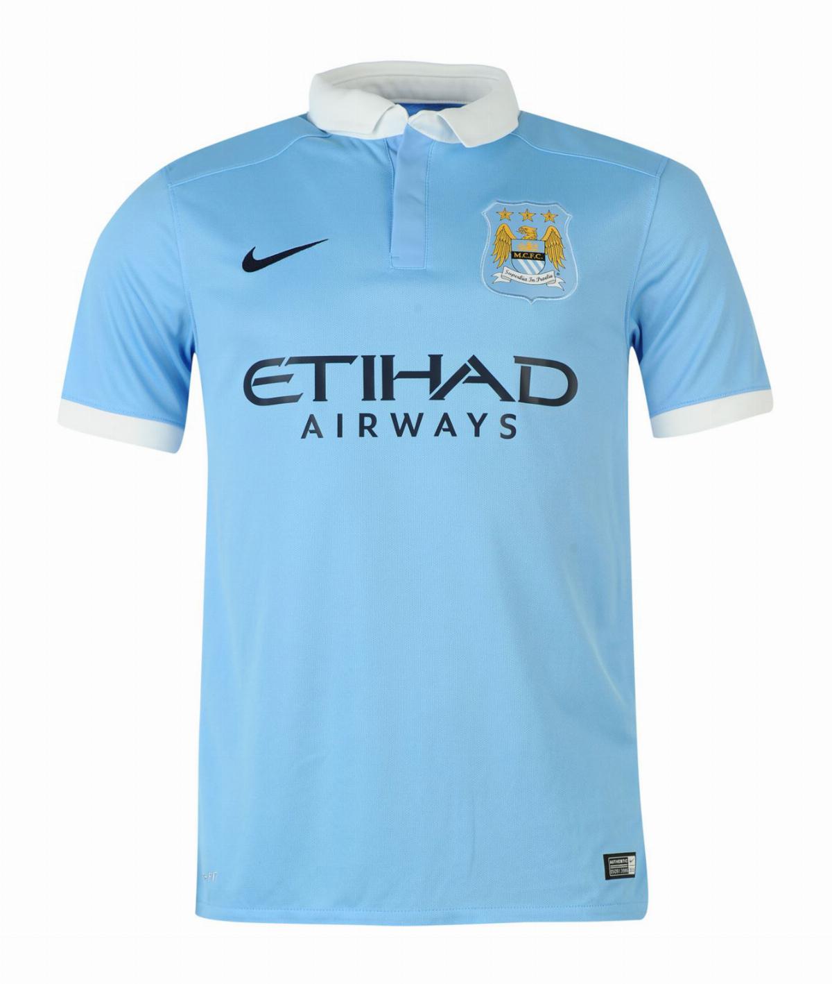 Primera equipación de Man City 15-16