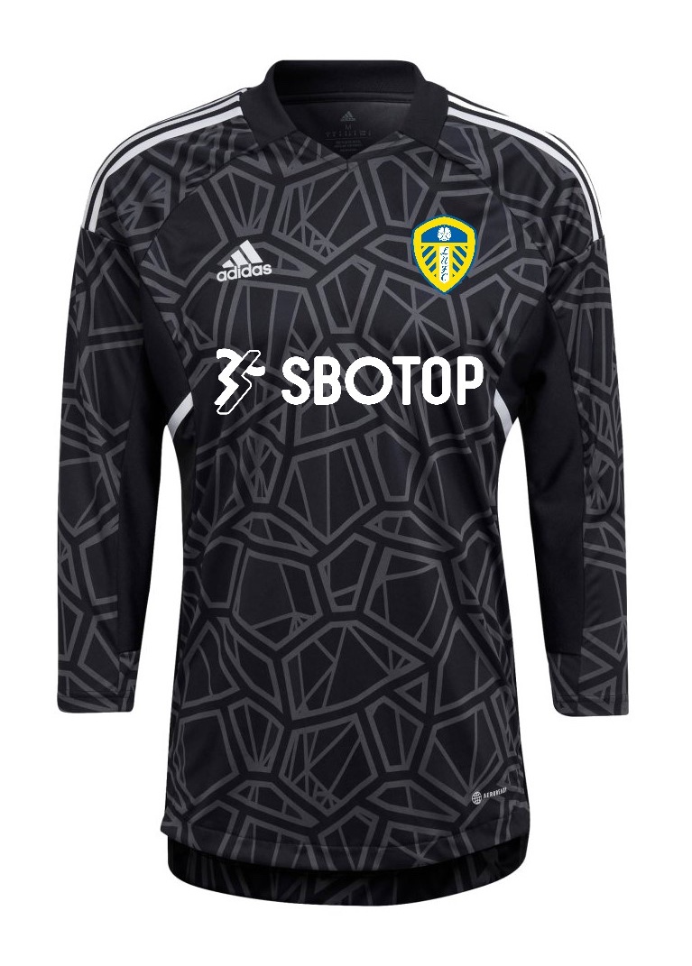 Leeds United 22-23 Portero 3