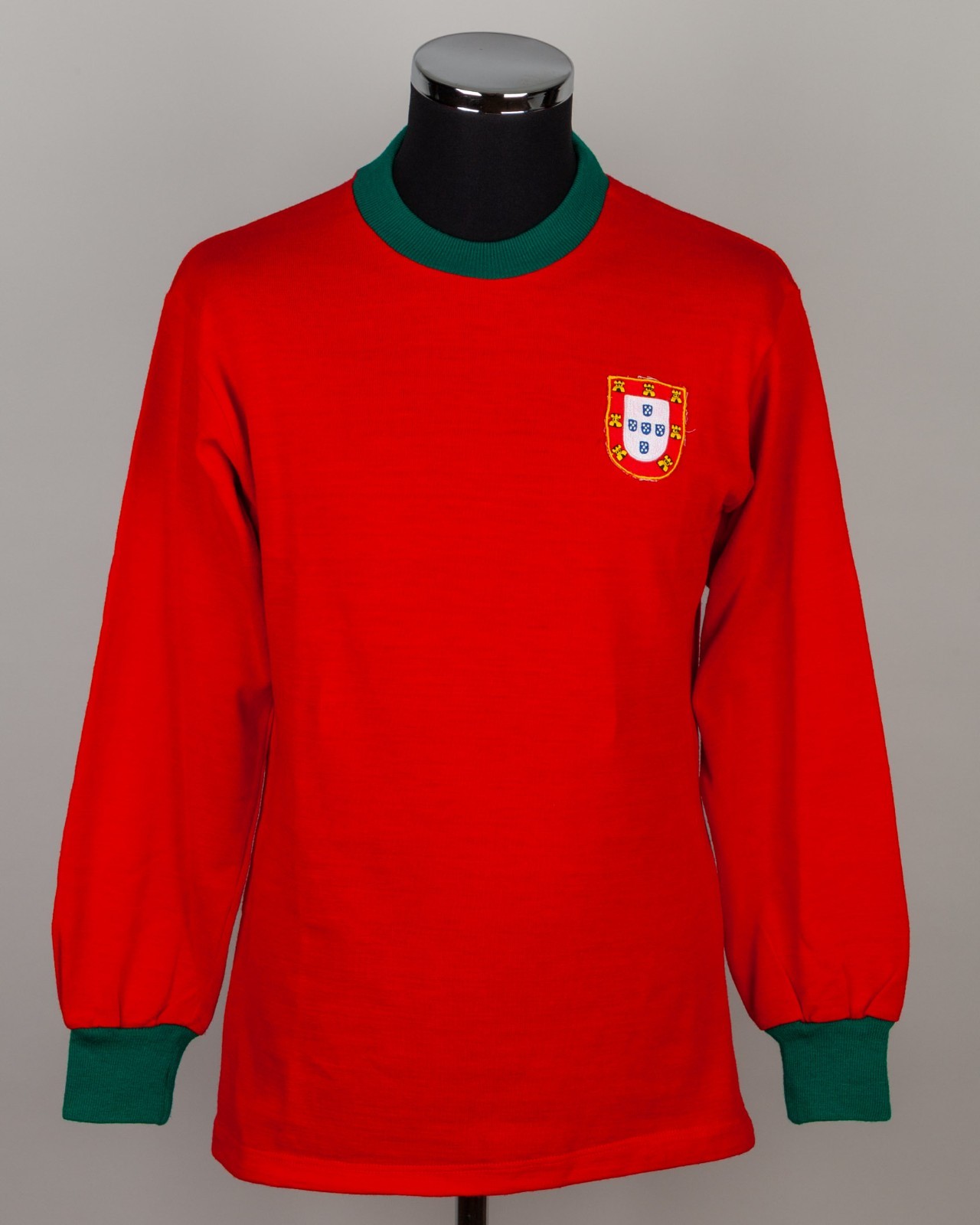 Primera equipación de Portugal 1976