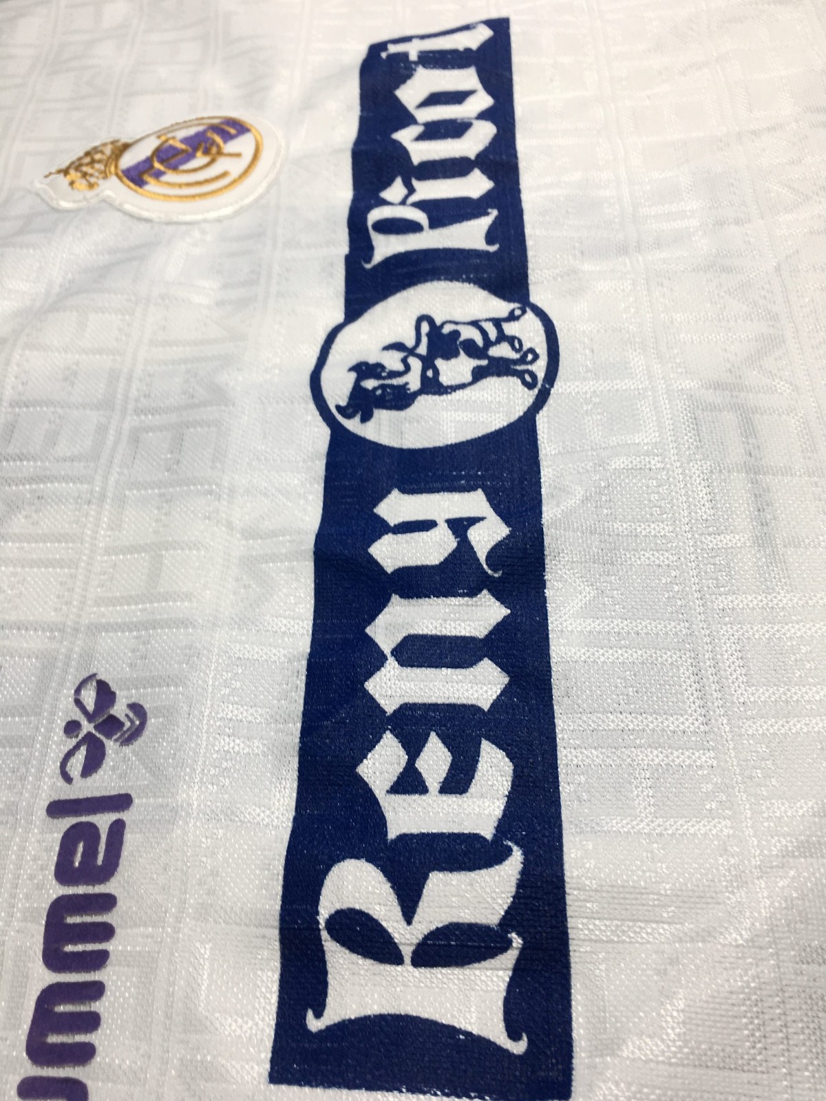 Real Madrid 89-90 Local 3