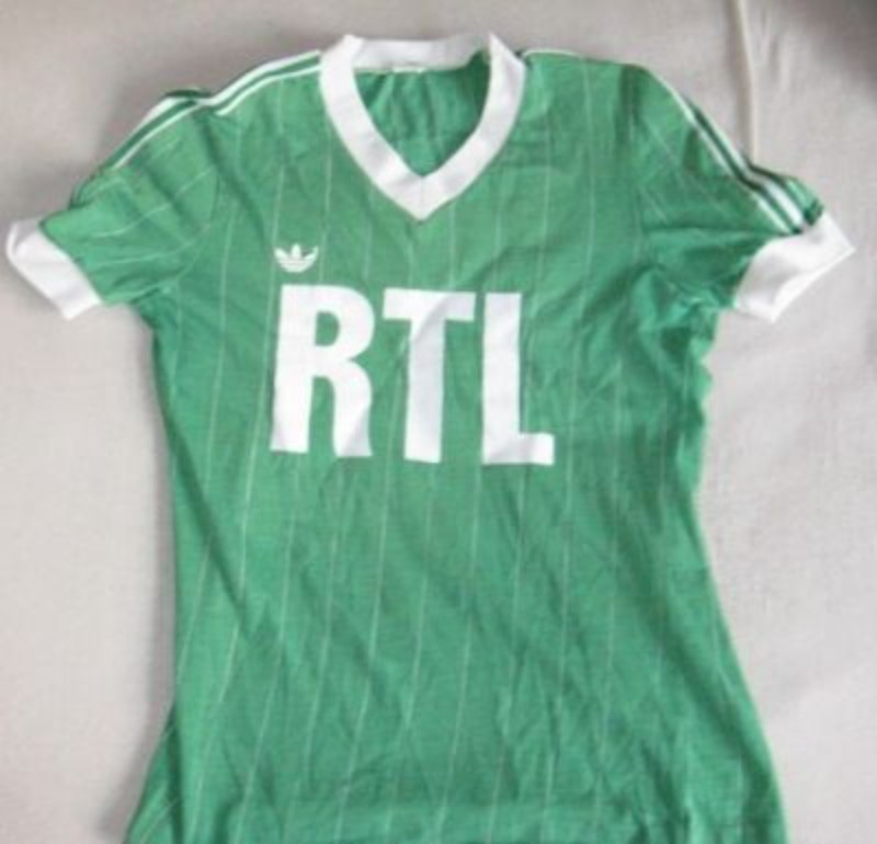 Equipación especial de Saint-Étienne 81-82