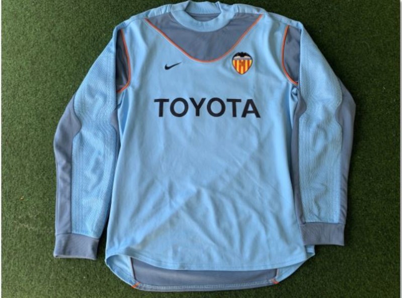 Equipación de portero de Valencia 03-04