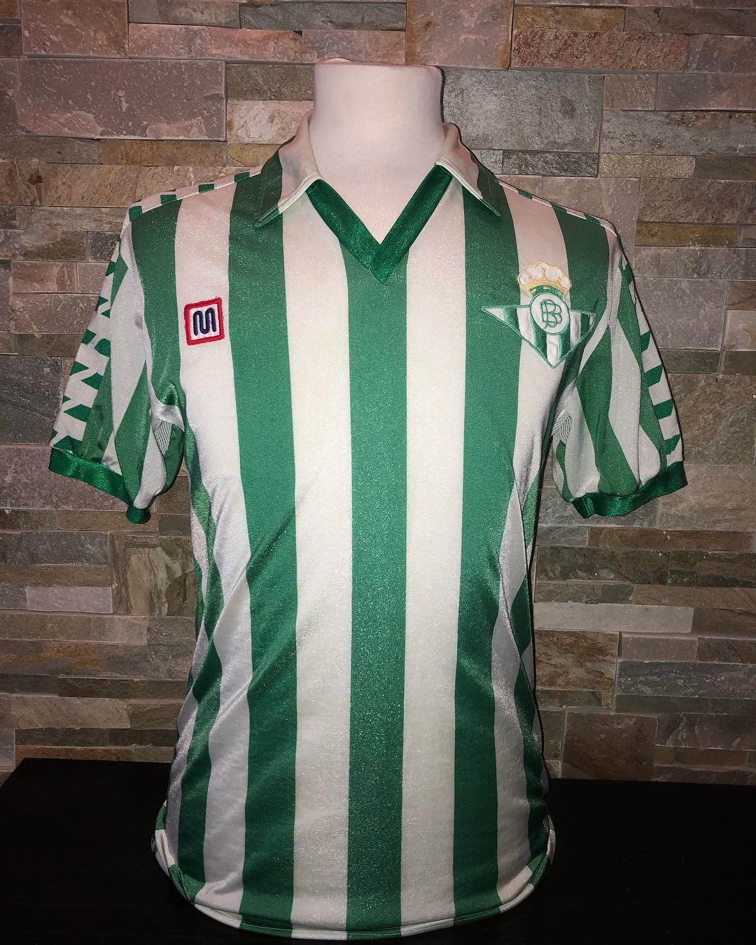 Primera equipación de Real Betis 81-82