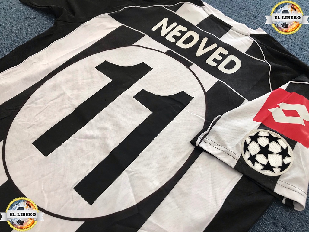 Juventus FC 02-03 Especial 4