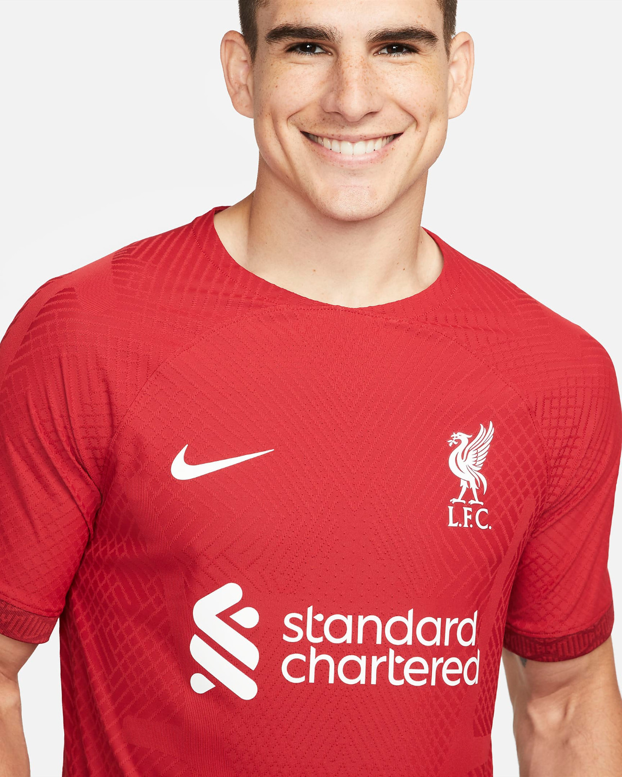 Liverpool FC 22-23 Local 3