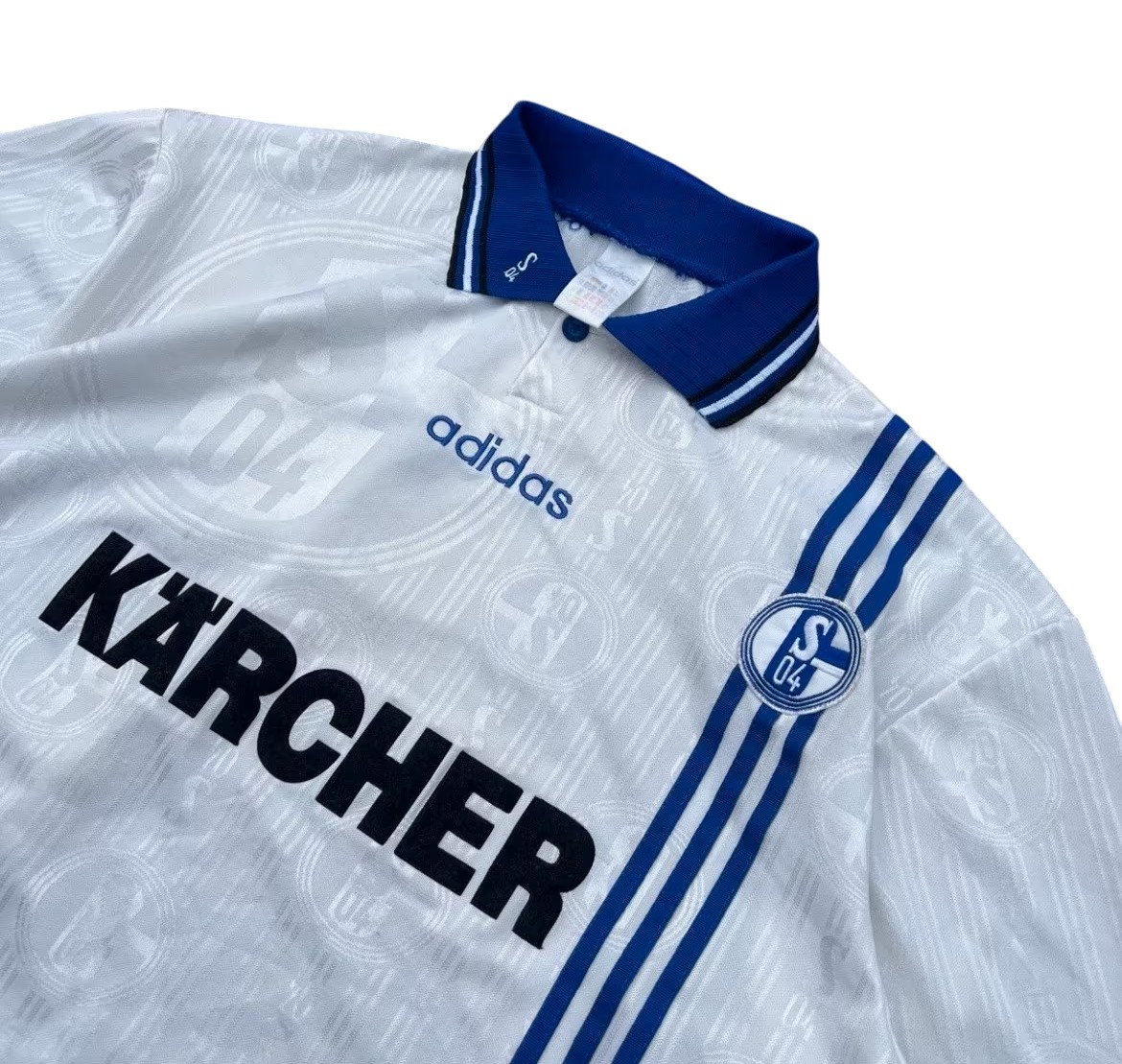 Schalke 04 96-97 Visitante 4