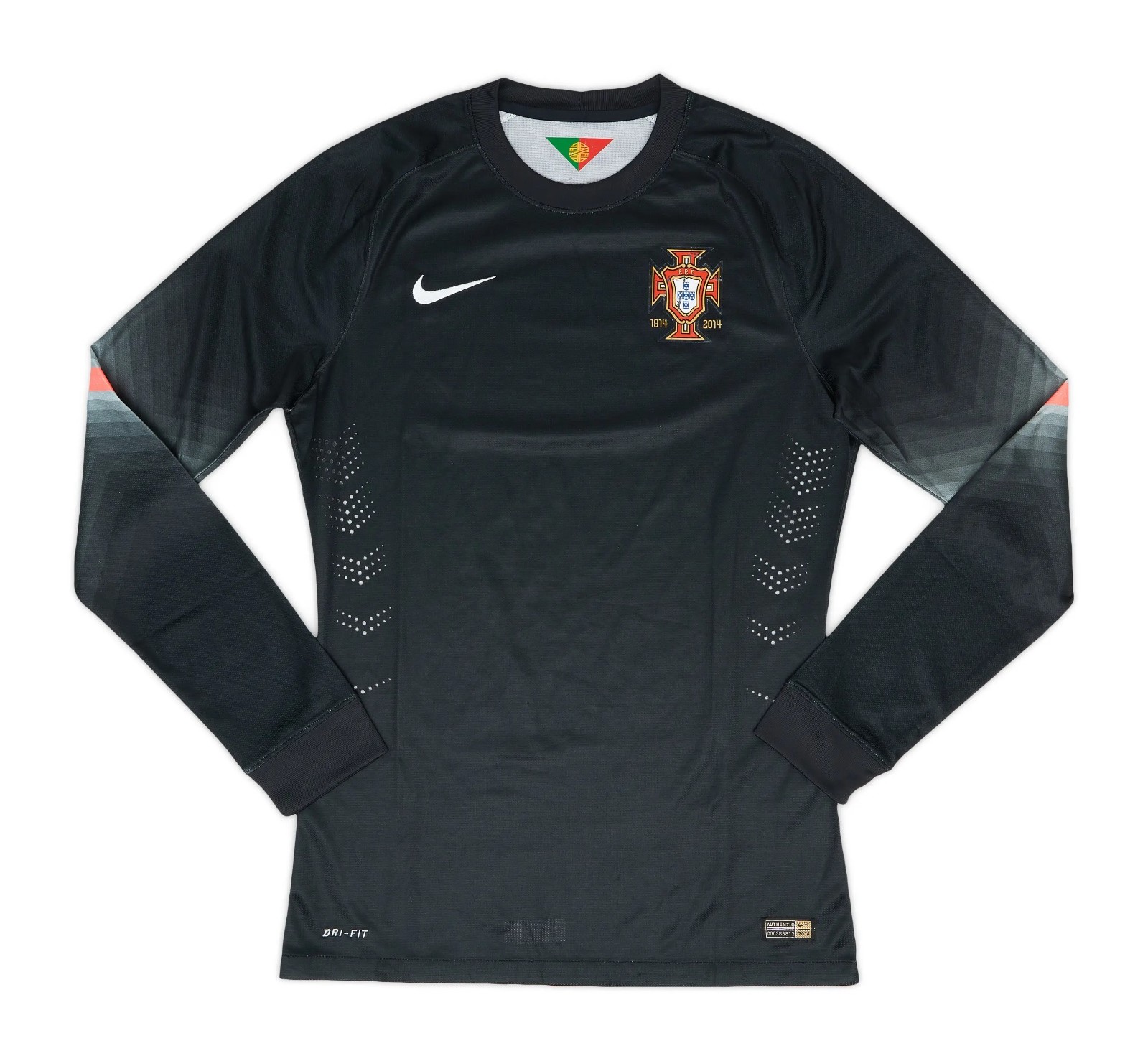 Equipación de portero de Portugal 2014