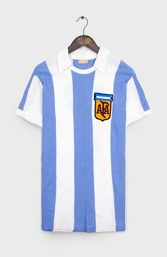 Primera equipación de Argentina 1977