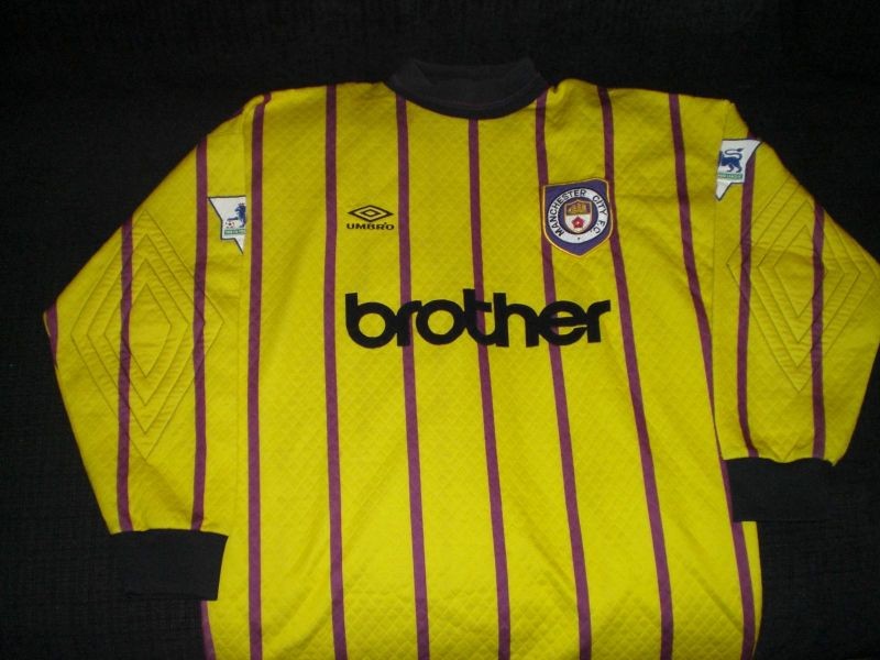 Equipación de portero de Man City 93-94
