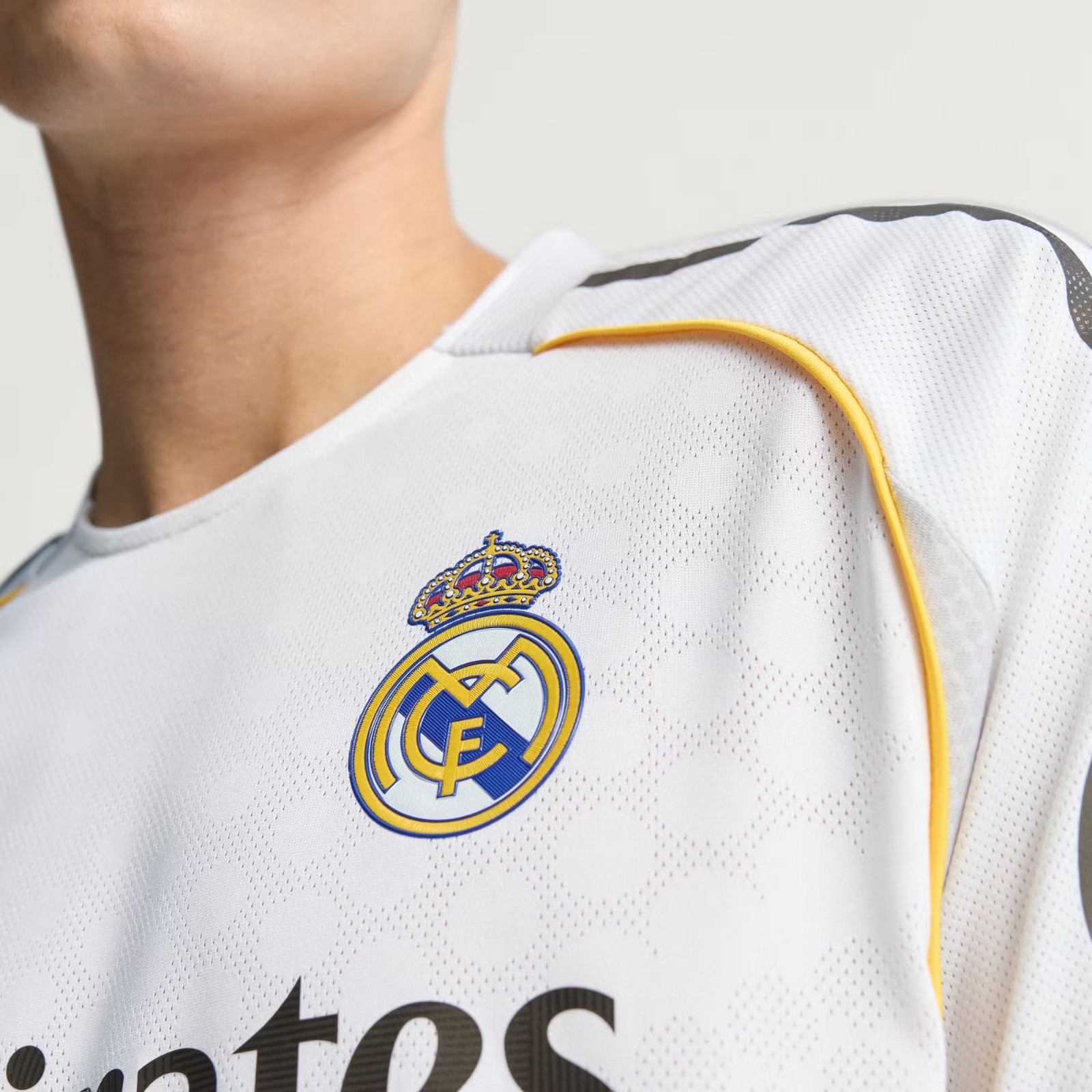 Real Madrid 25-26 Local 3