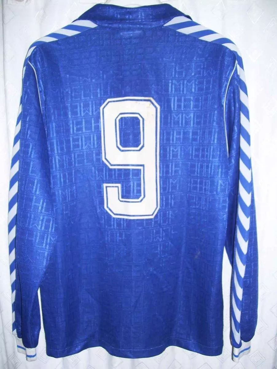 Real Madrid 88-89 Visitante 2