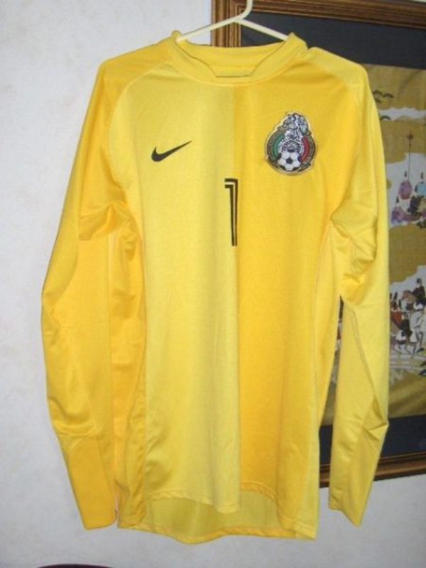 Equipación de portero de México 2006