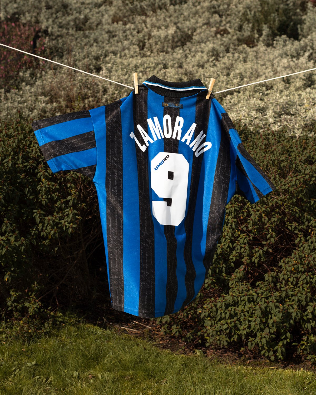 Inter Milan 97-98 Local 3
