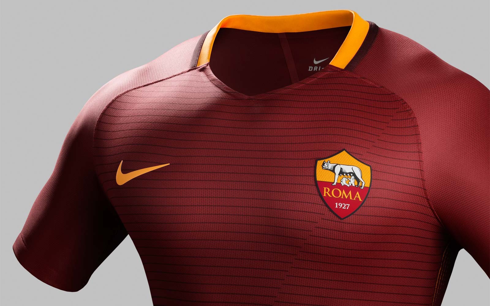 AS Roma 16-17 Local 3