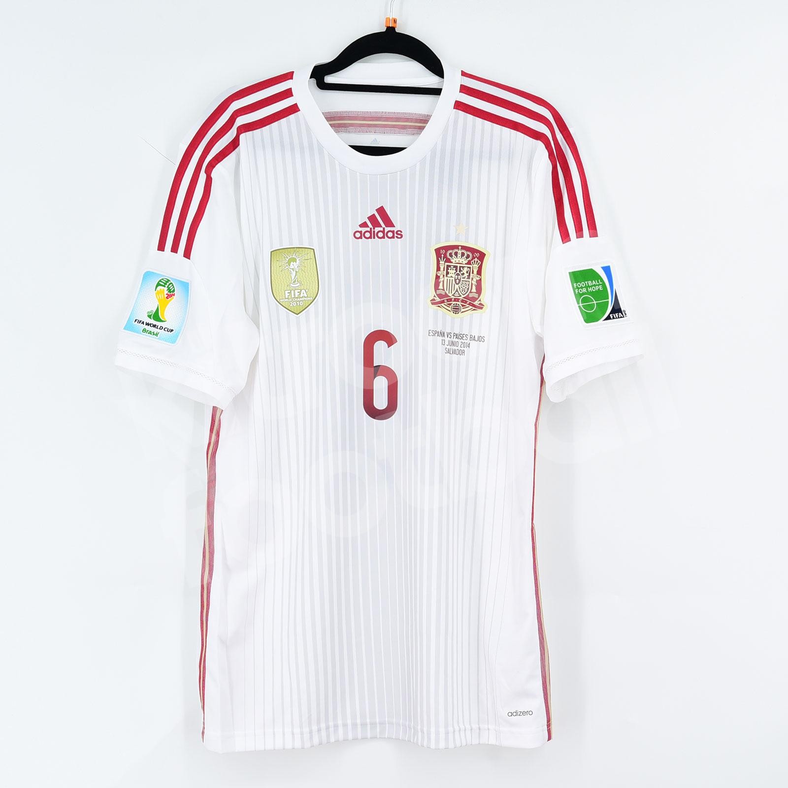 Tercera equipación de España 2014