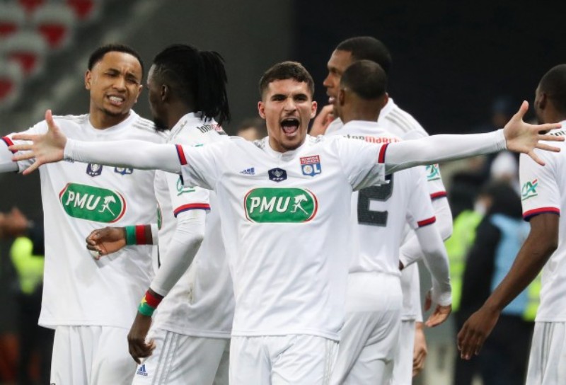 Primera equipación de Olympique de Lyon 19-20