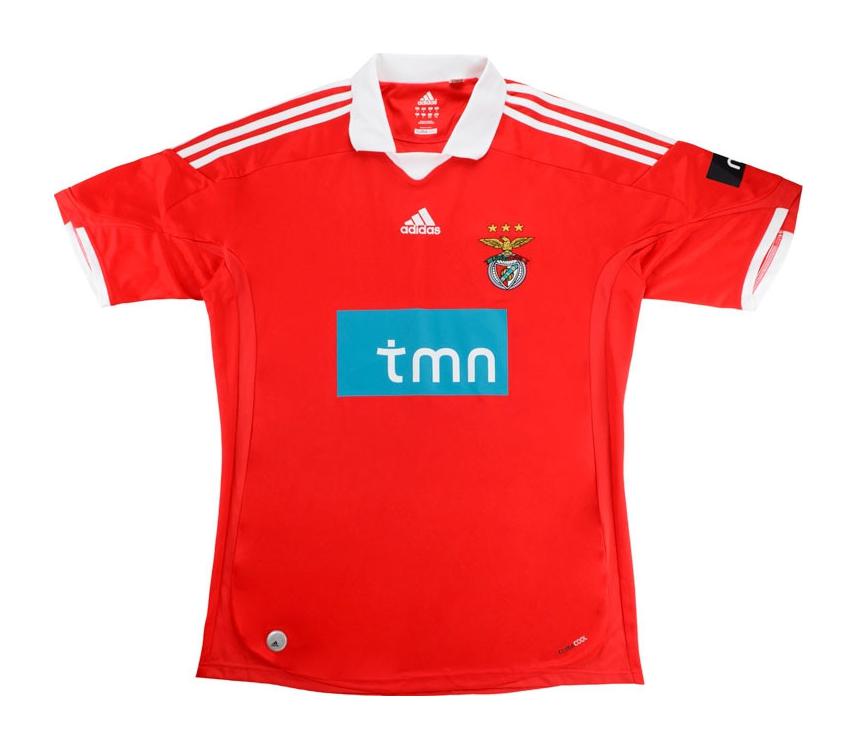 Primera equipación de Benfica 09-10