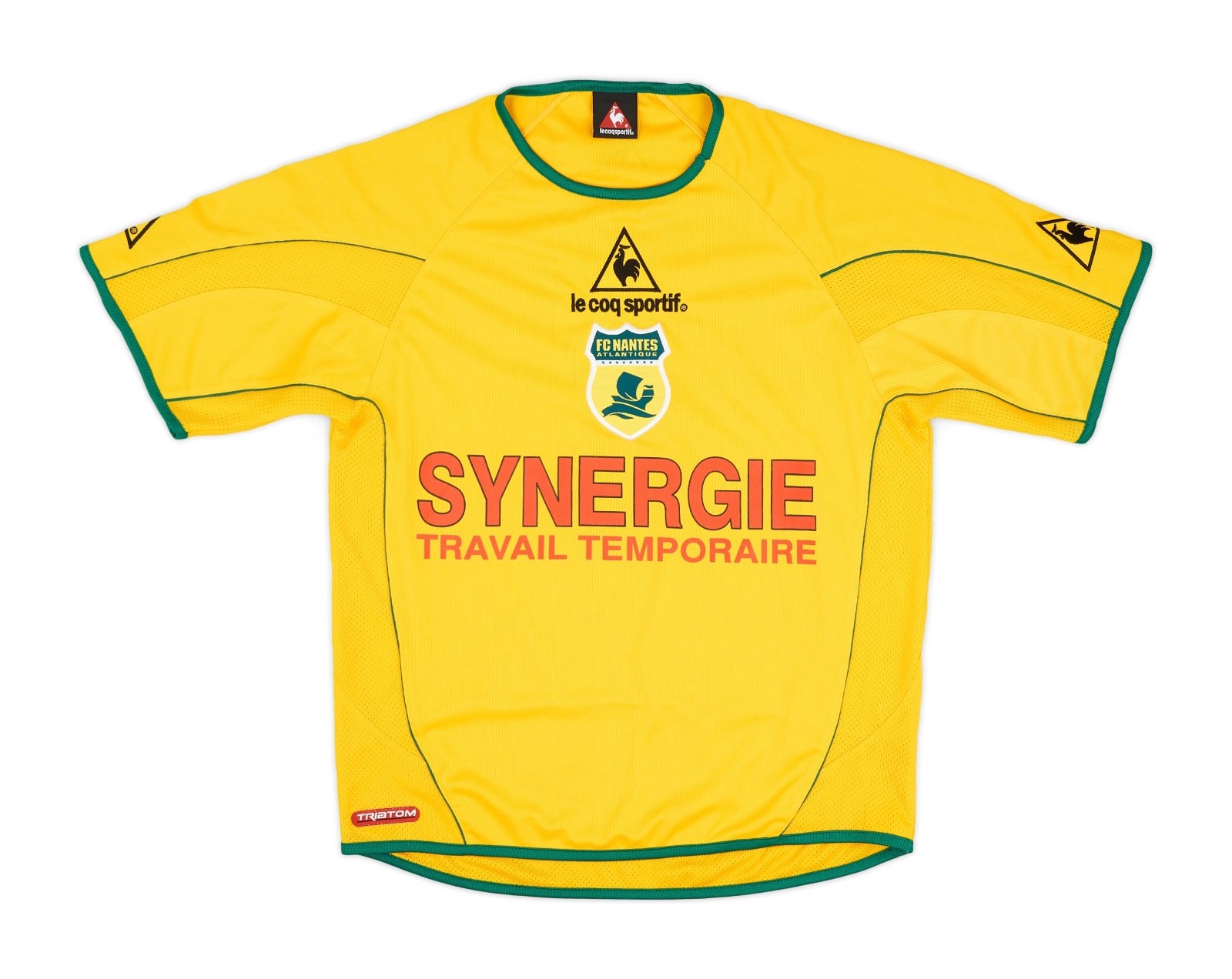 Primera equipación de Nantes 03-04