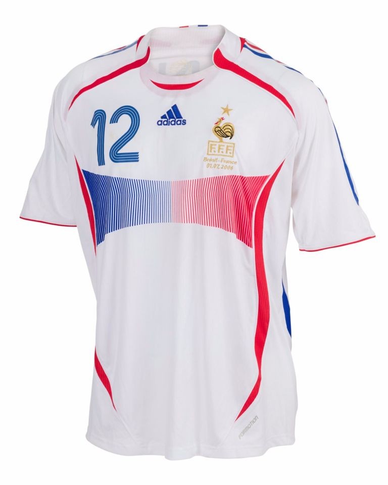 Segunda equipación de Francia 2006