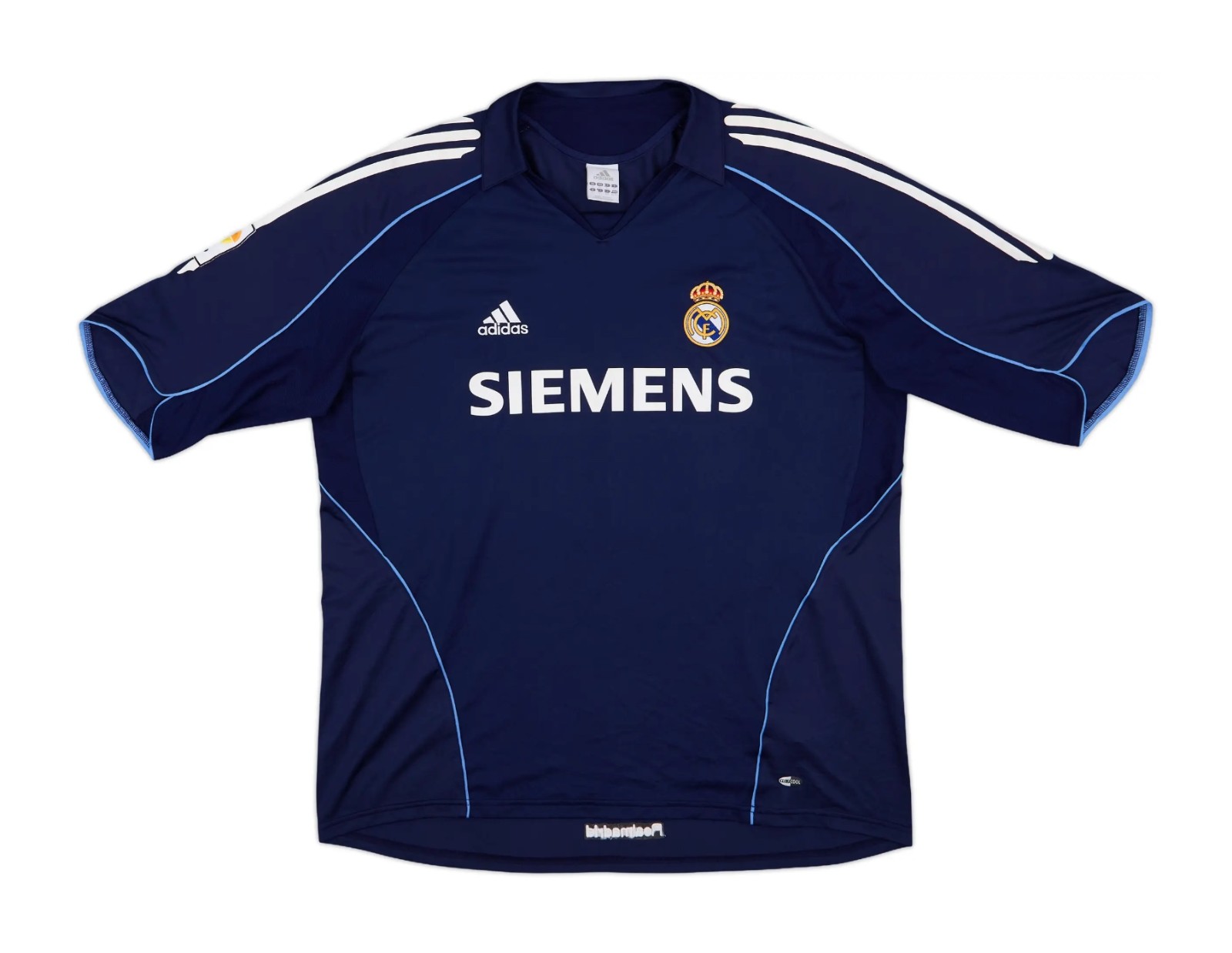 Segunda equipación de Real Madrid 05-06