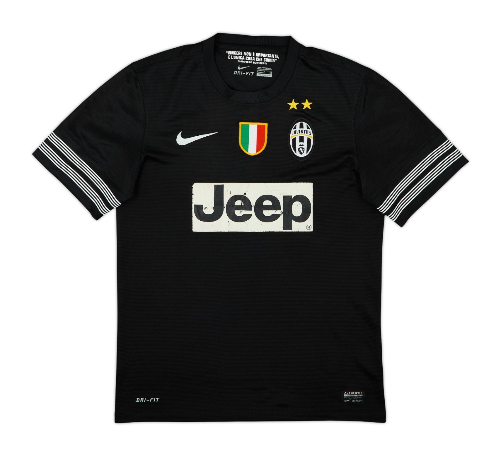 Segunda equipación de Juventus 12-13