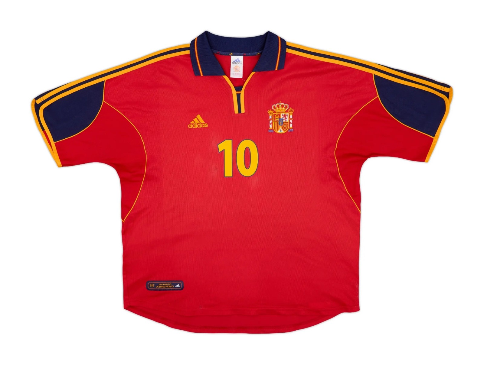 Primera equipación de España 2000