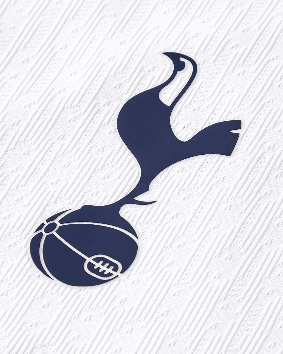 Tottenham Hotspur 25-26 Local 4