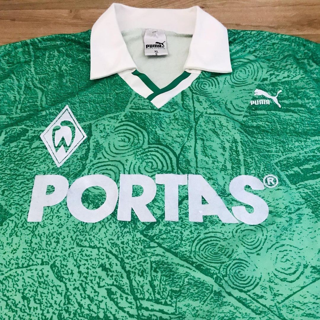 Werder Bremen 89-90 Visitante 2