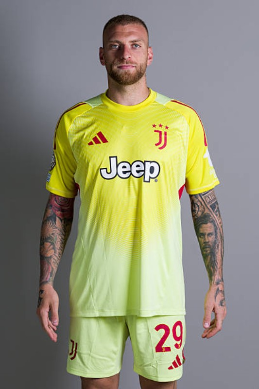 Juventus FC 2025 Portero 3