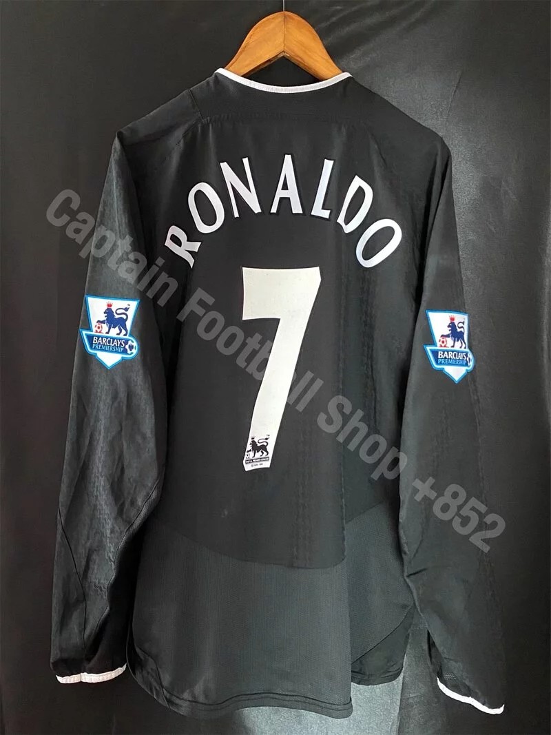 Manchester United 04-05 Visitante 2