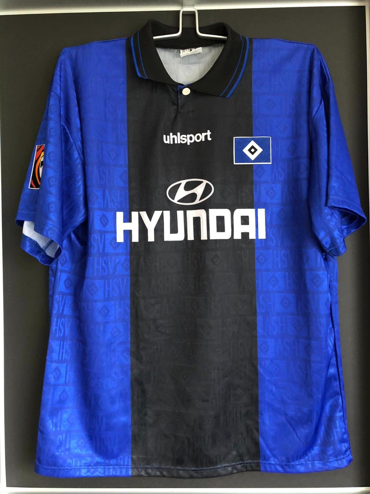 Segunda equipación de Hamburgo 97-98
