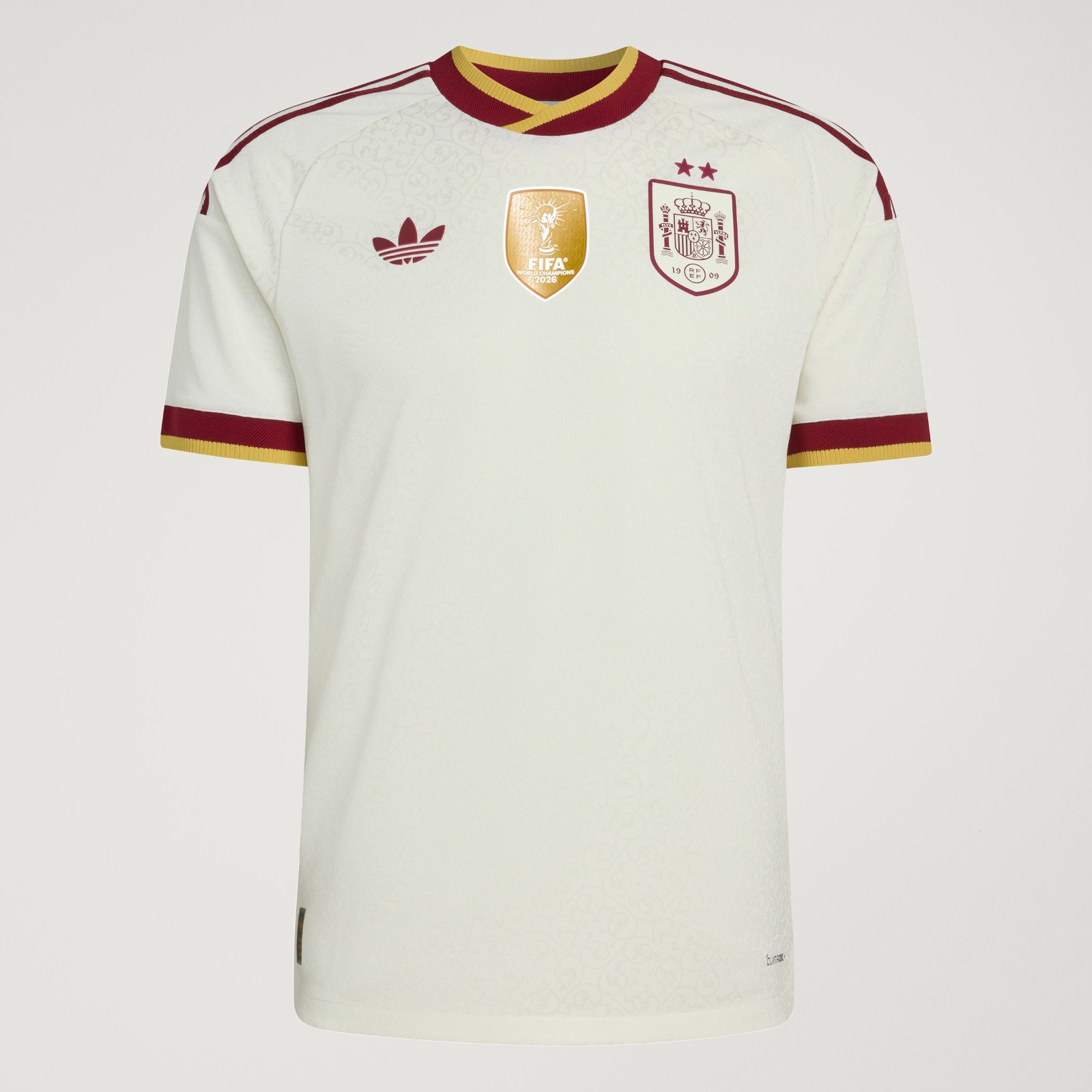 Segunda equipación de España 26-27