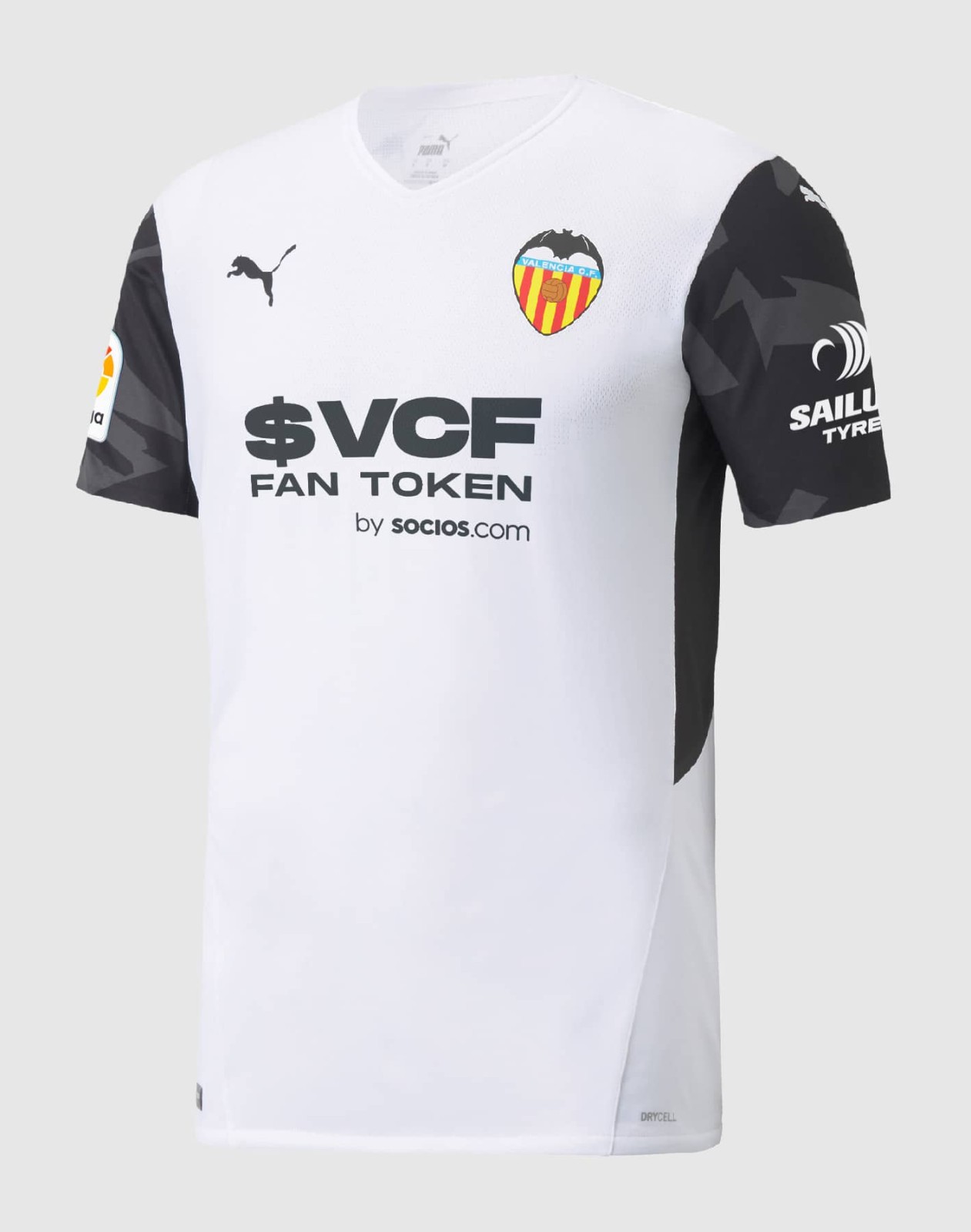 Primera equipación de Valencia 21-22