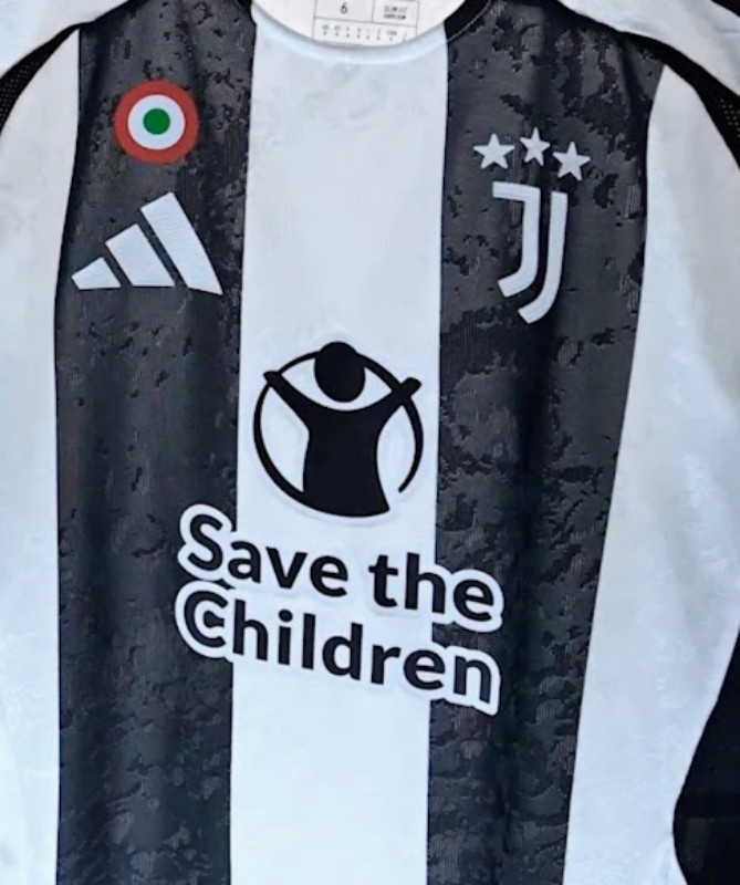 Juventus FC 24-25 Local 2