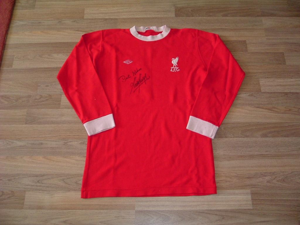 Primera equipación de LiverpoolFC 74-75