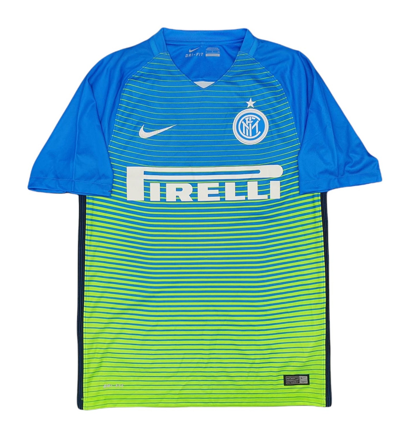 Tercera equipación de Inter de Milán 16-17