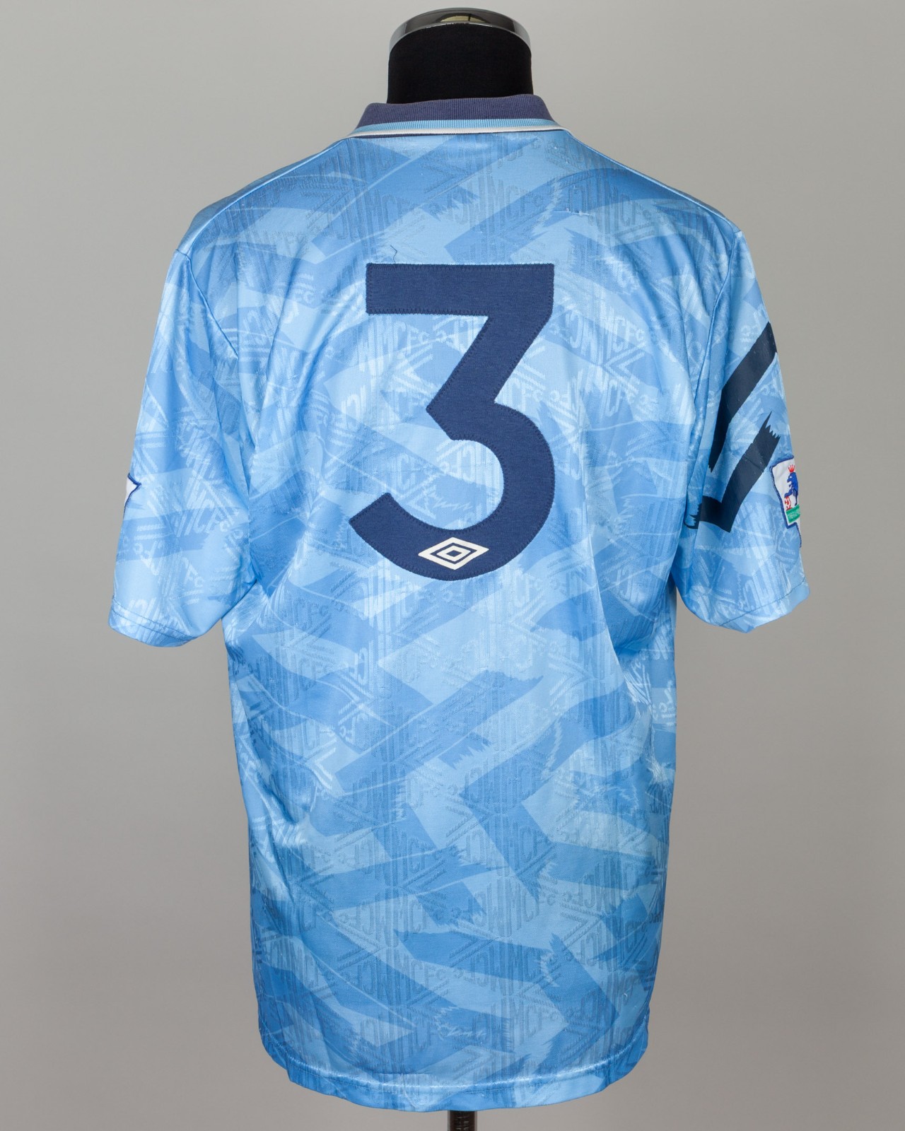 Manchester City 92-93 Local 4