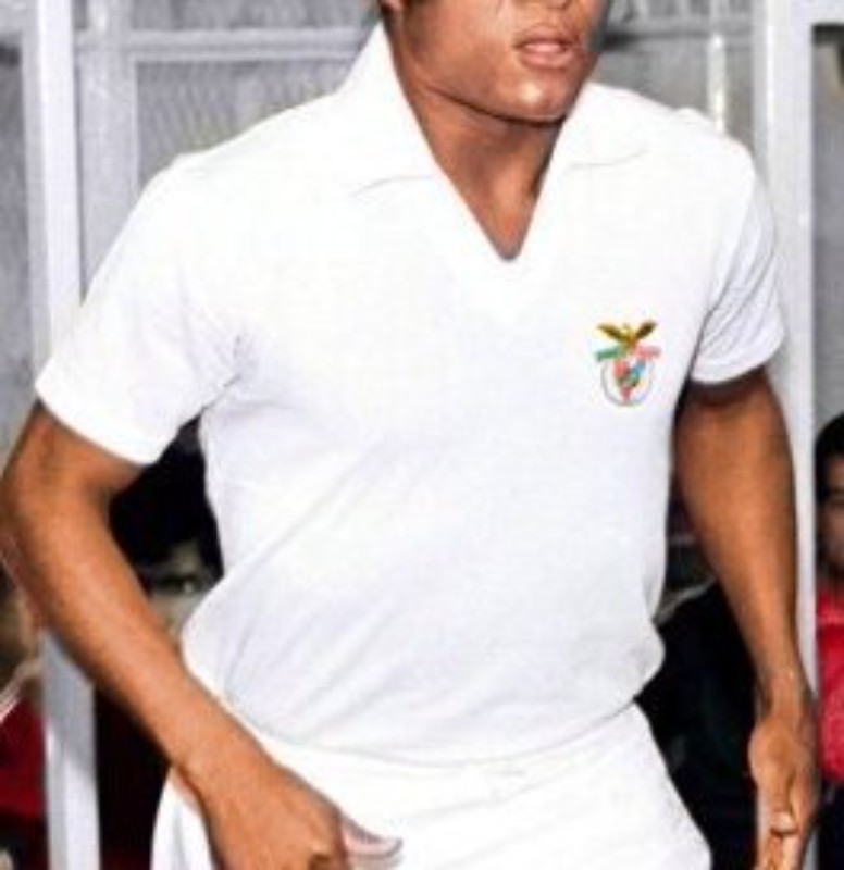 Segunda equipación de Benfica 71-72