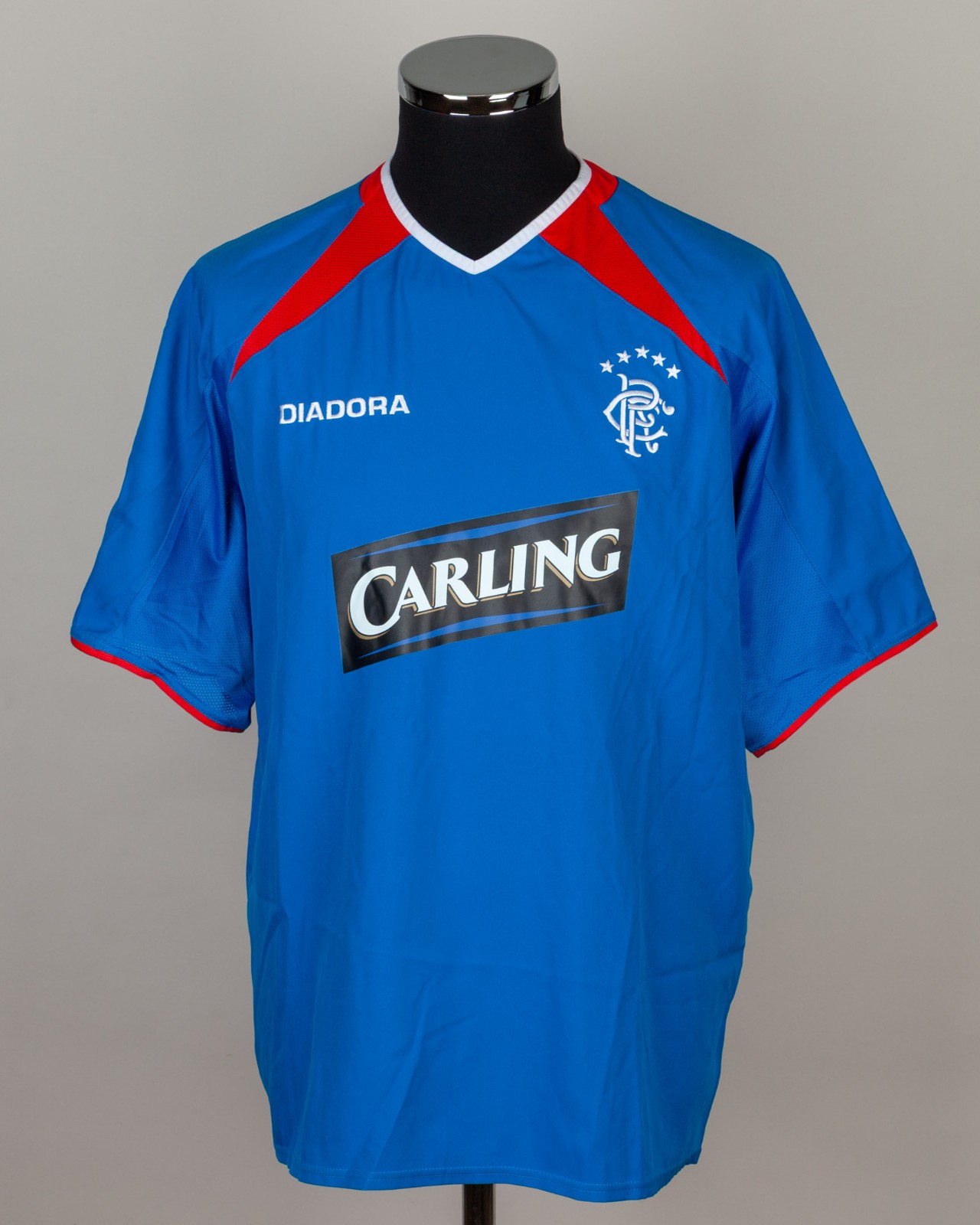 Primera equipación de Glasgow Rangers 04-05