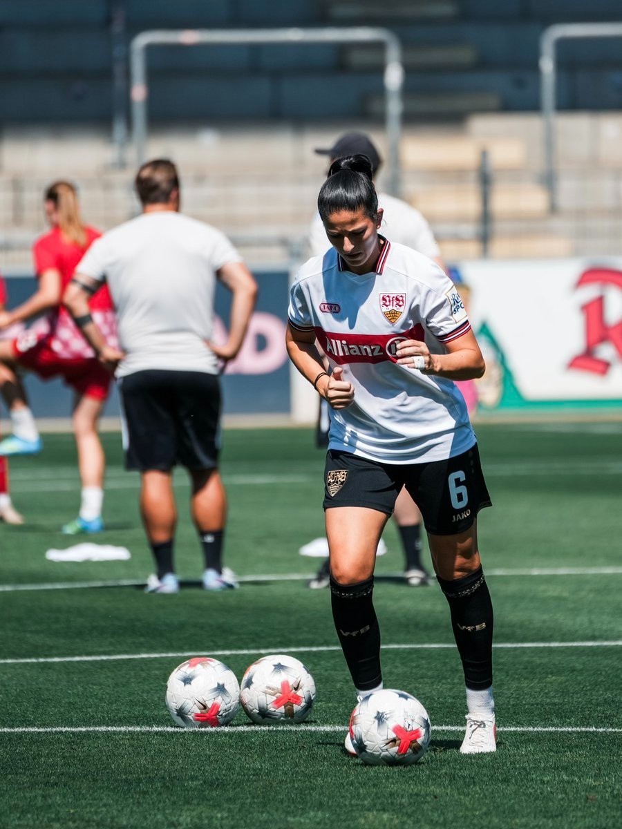 VfB Stuttgart 26-27 Especial 2