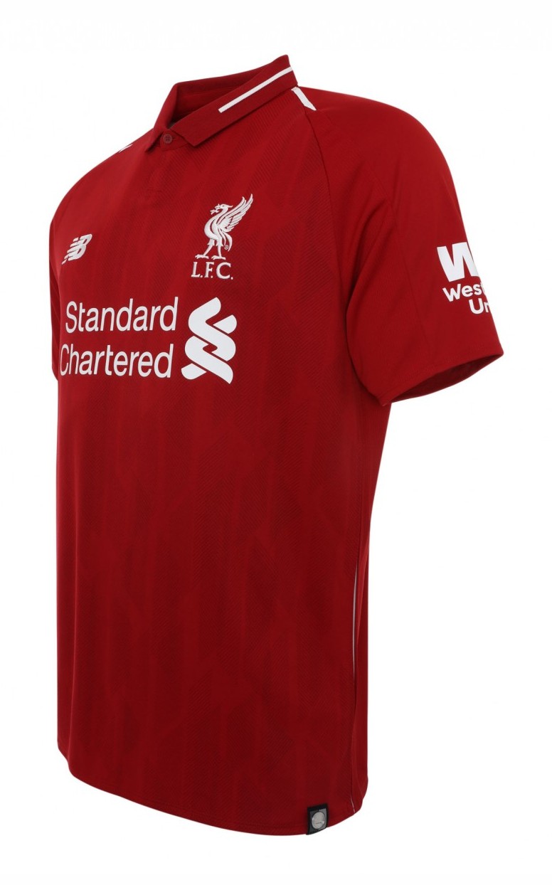 Liverpool FC 18-19 Local 2