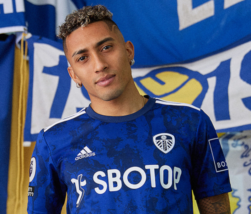 Leeds United 21-22 Visitante 3